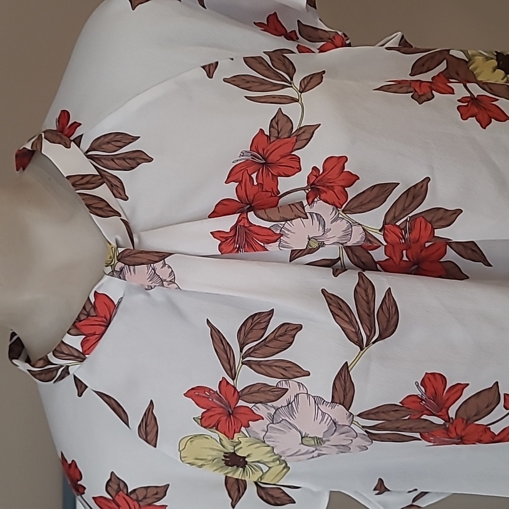 Liz Claiborne Blouse - Picture 2 of 6